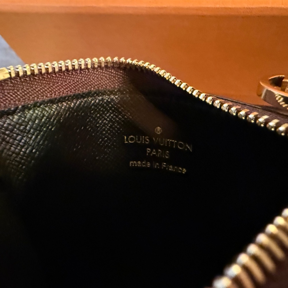 Louis Vuitton Trio Pouch - Picture 14 of 16